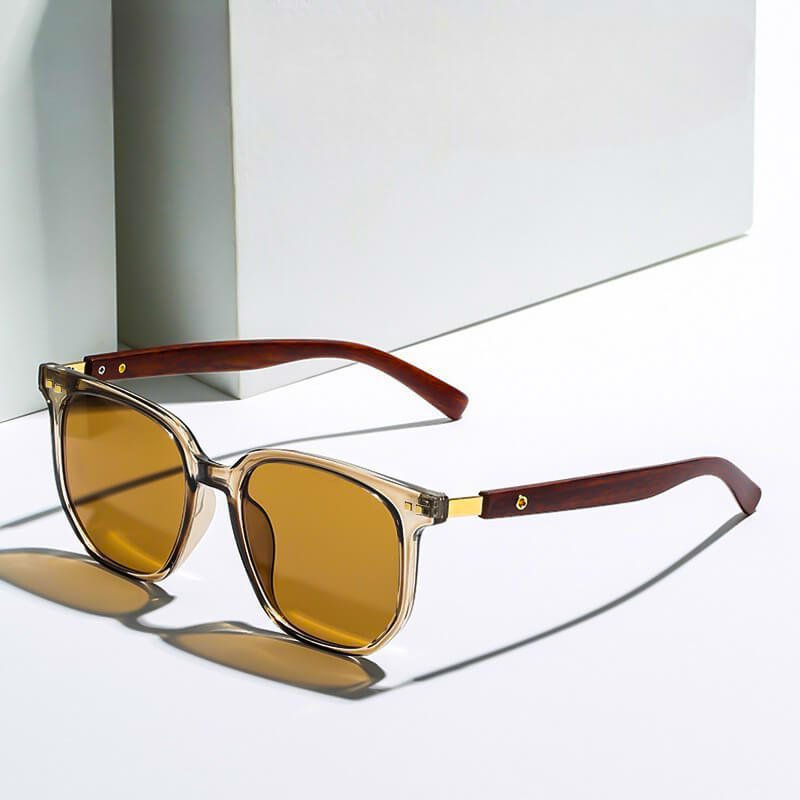 Solterra Retro Shades - York Miller