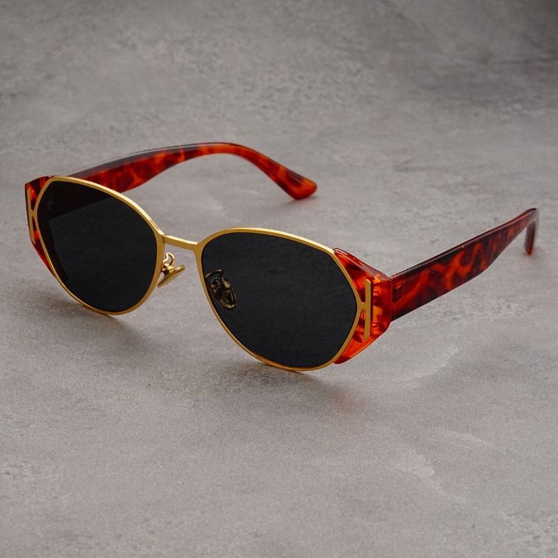 Harrington Oval Retro Shades - York Miller