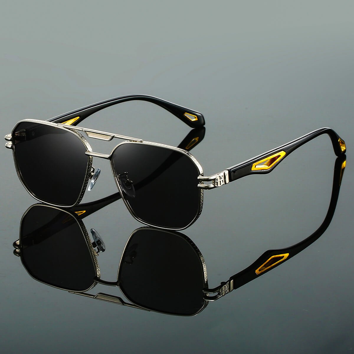 Los Angeles Square Shades - York Miller